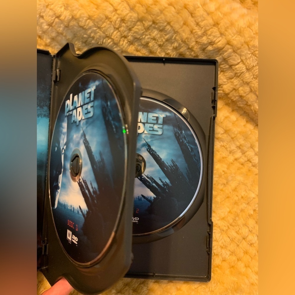 Planet of the Apes DVD, 2001, 2-Disc Set, English/Spanish Versions) Special Ed. - Picture 3 of 4